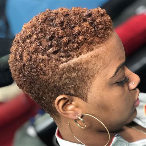 Hair cut natural hair - All you need to do to keep your natural hair healthy and clean is follow these simple steps. "Basically, cleanse with shampoo," Strickland says. Then "condition and detangle your hair." Wash out ...